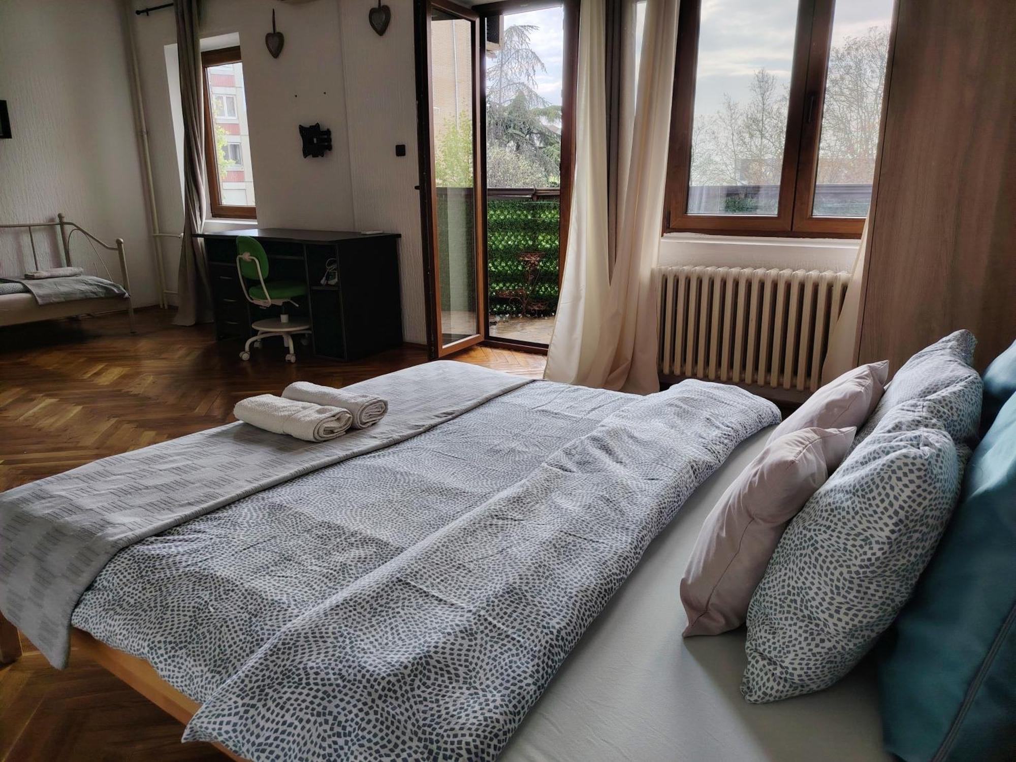 Green Land House Beograd Ngoại thất bức ảnh