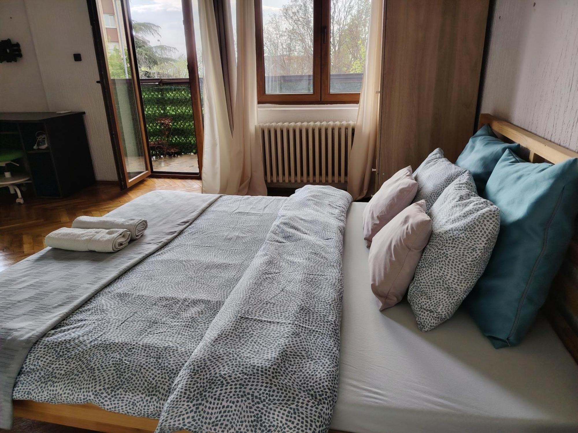 Green Land House Beograd Ngoại thất bức ảnh